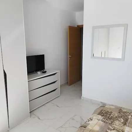 Go Exchange, Block D, 6 Entire Unit *