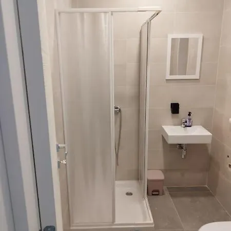 Go Exchange, Block D, 6 Entire Unit *