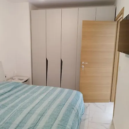 Go Exchange, Block D, 6 Entire Unit St. Paul's Bay