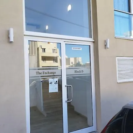 Go Exchange, Block D, 6 Entire Unit Apartment St. Paul's Bay