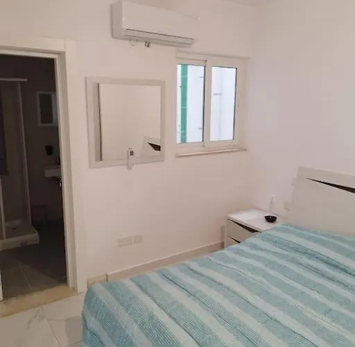 Go Exchange, Block D, 6 Entire Unit