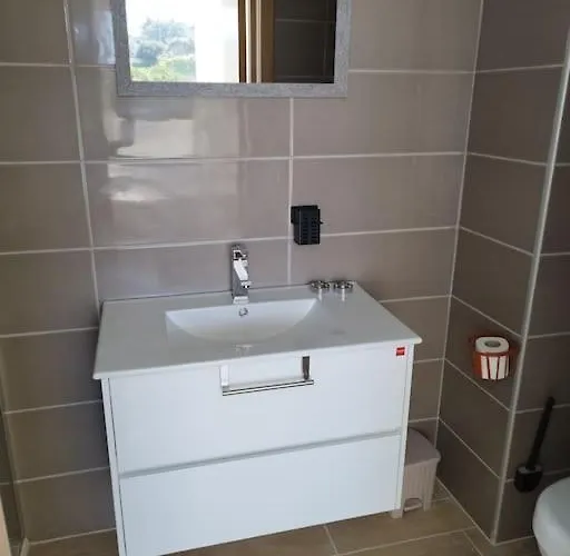 Go Exchange, Block D, 6 Entire Unit 세인트폴스베이