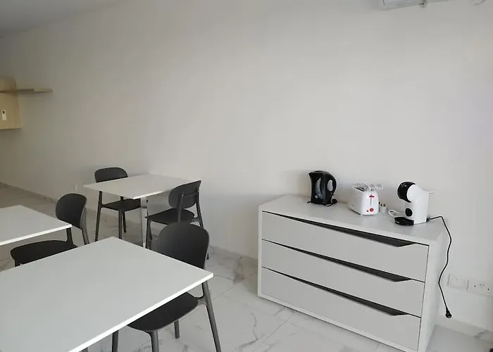 Go Exchange, Block D, 6 Entire Unit