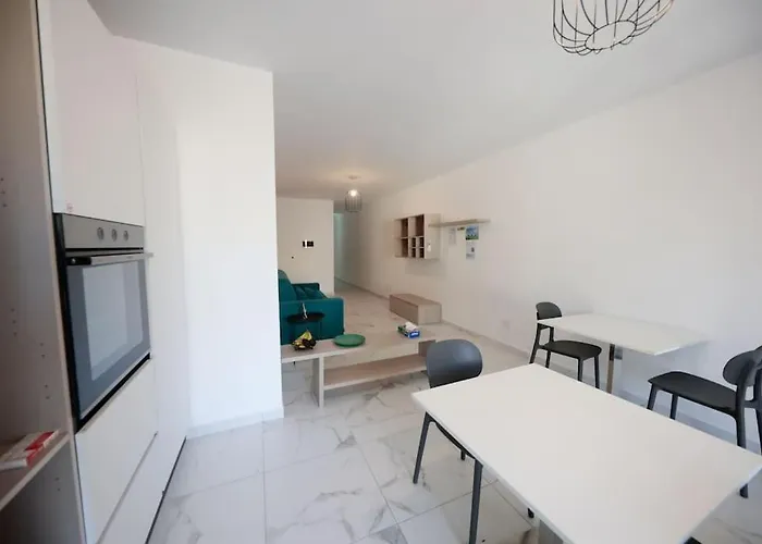 Go Exchange, Block D, 6 Entire Unit 아파트 *