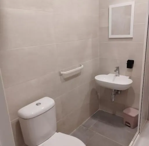 Go Exchange, Block D, 6 Entire Unit *