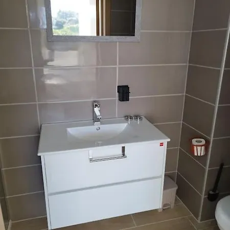 Go Exchange, Block D, 6 Entire Unit St Paul's Bay