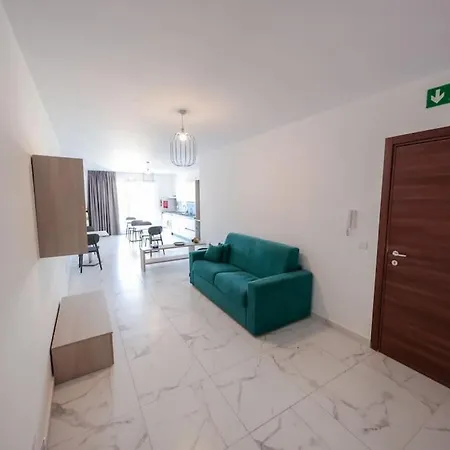 Go Exchange, Block D, 6 Entire Unit *